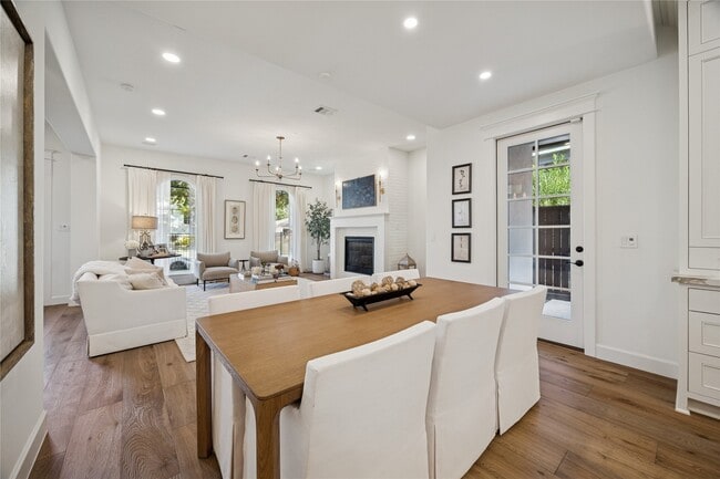 Building Photo - 2031 Sheridan St