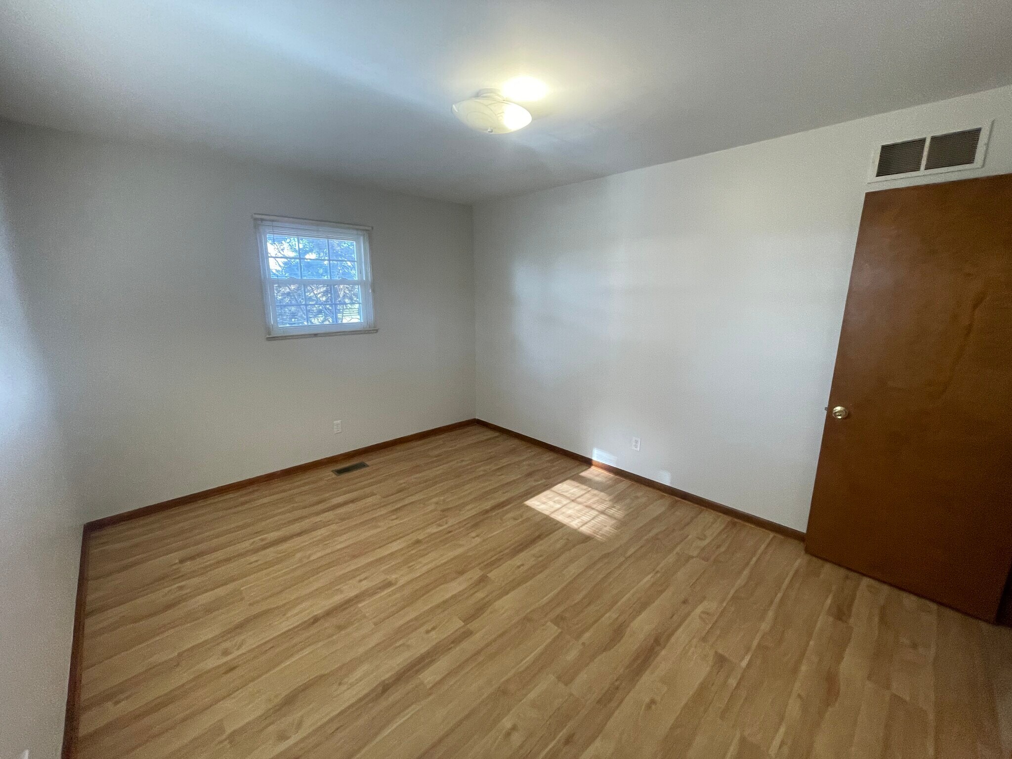 Building Photo - 12220 Jerome Road