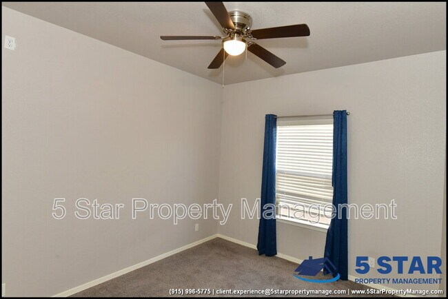 Building Photo - 4825 Mark Avizo