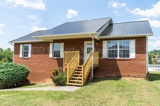 Building Photo - 4140 Briggs Loop