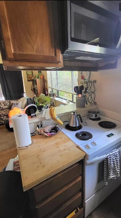 Building Photo - 601 Nelray Blvd