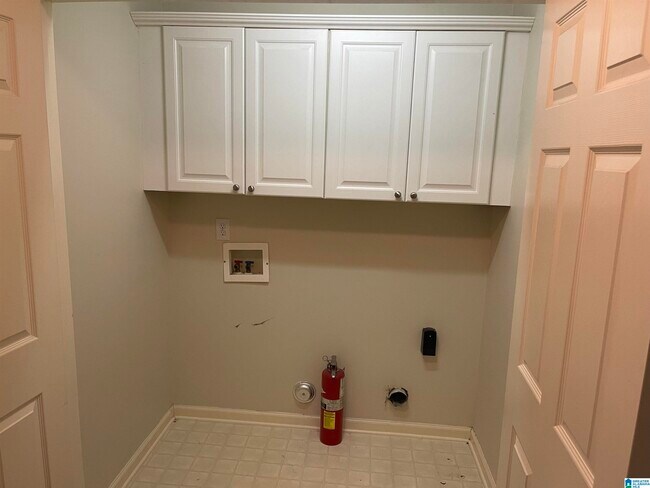 Building Photo - 156 Hayesbury Ct