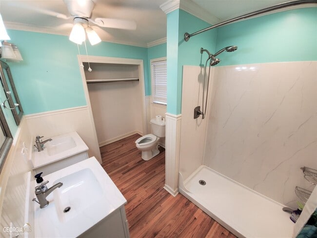 Building Photo - 48 Leigh St