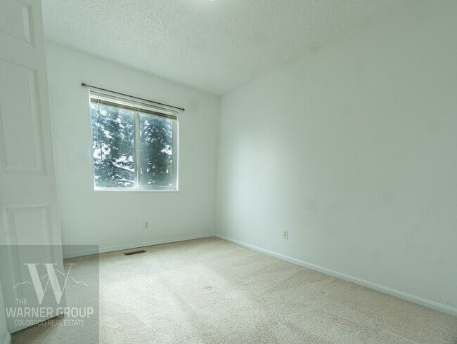 Building Photo - 1269 Cree Dr