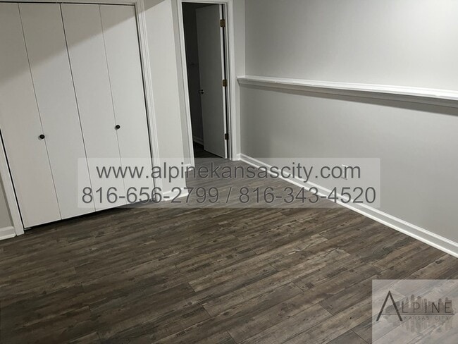 Building Photo - 2 Units Available Across from Congress Mid...