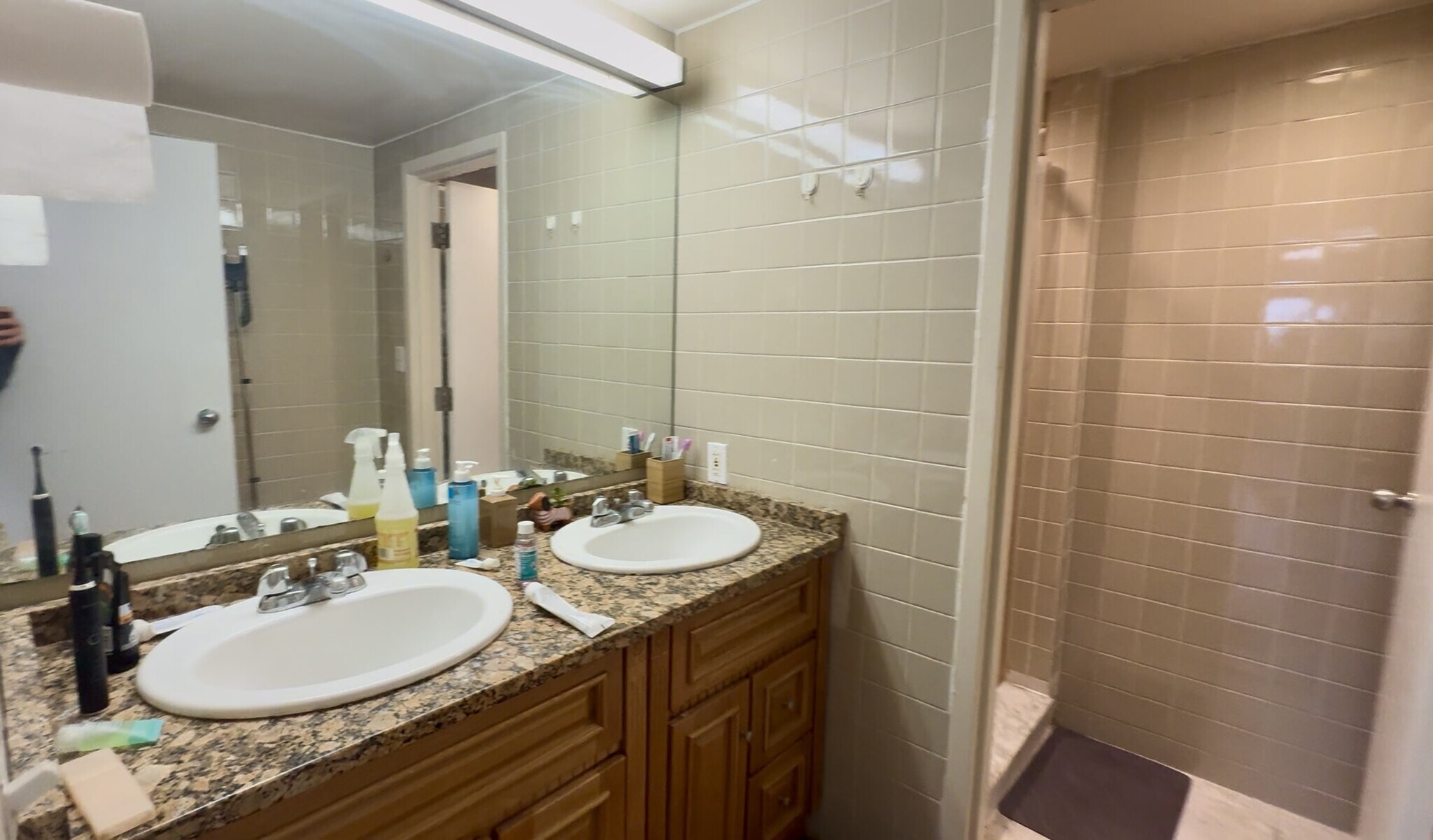 Building Photo - 1114 Commonwealth Ave