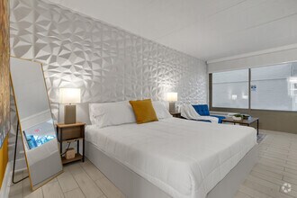 Building Photo - The Irlo