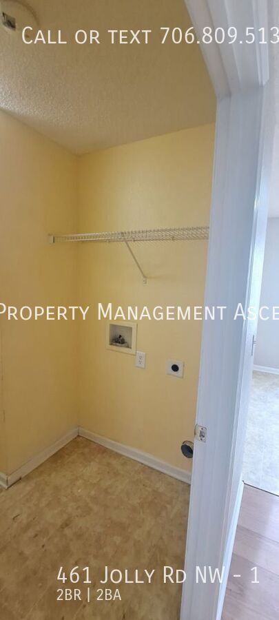 Building Photo - 461 Jolly Rd NW