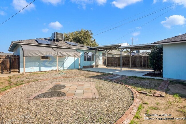 Building Photo - 1331 W Yale Ave