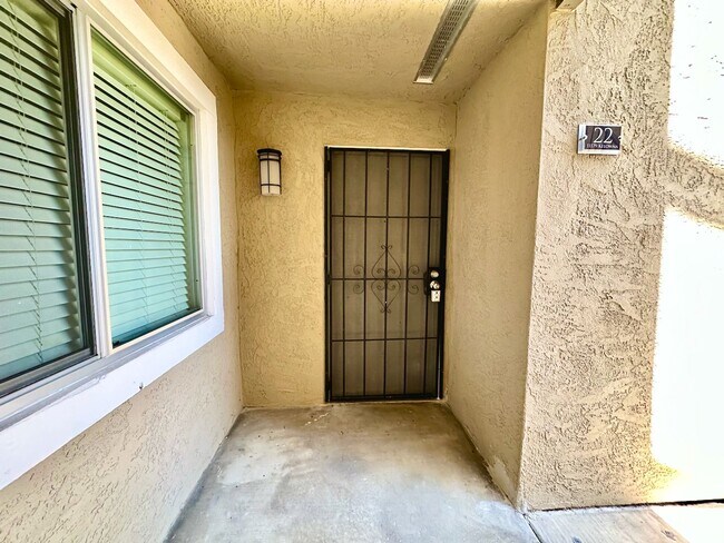 Building Photo - FOR RENT - Mira Mesa San Diego 2Br/1Ba 698...