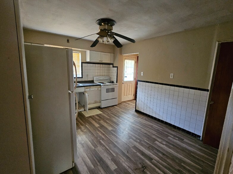 Building Photo - 112 Olympia Dr