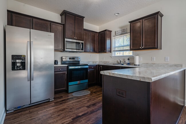 Building Photo - 221 Gambrell Rd