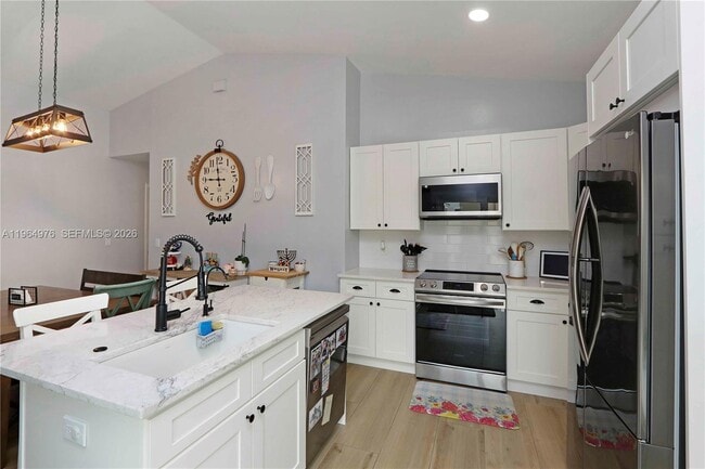 Building Photo - 6011 Manchester Ln