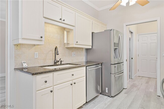 Building Photo - 10740 Bahia Terrado Cir