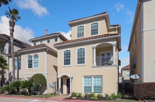 Building Photo - 7150 Windwater Pkwy N