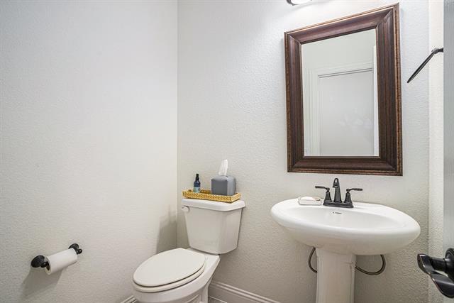 Building Photo - 4610 Rawhide Trl