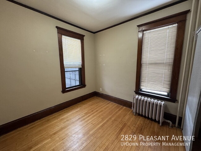 Building Photo - 2829 Pleasant Ave