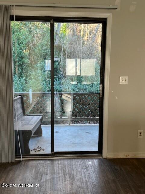 Building Photo - 522 S Kerr Ave