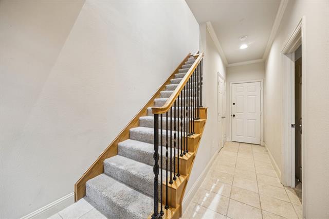 Building Photo - 2028 N Haskell Ave.