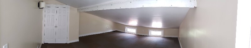 Building Photo - 2413 Vine St