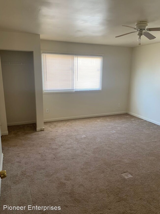 Building Photo - 3 br, 1 bath House - 1016 Cherry Hill Rd