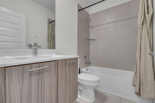 Building Photo - 8363 NW 41st St