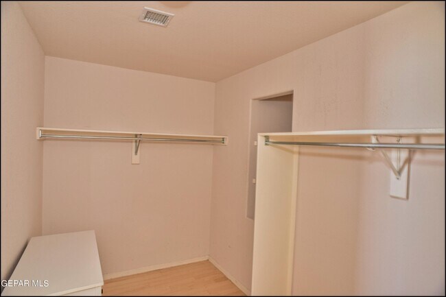 Building Photo - 1560 Via Appia St