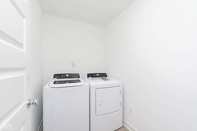 Building Photo - 17290 Wellburn Dr