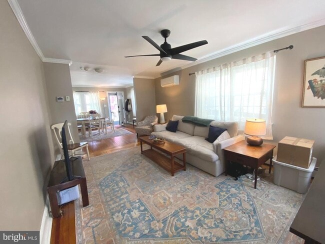 Building Photo - 20 E Abington Ave