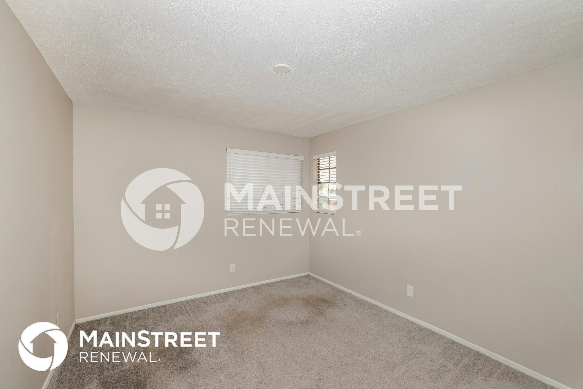 Building Photo - 5322 W Riviera Dr