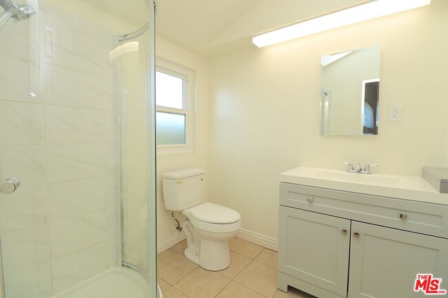 Building Photo - 14908 Steprock Dr
