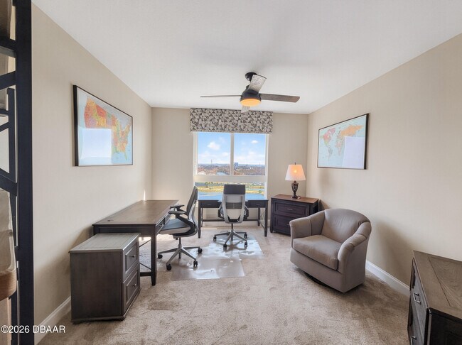 Building Photo - 231 Riverside Dr