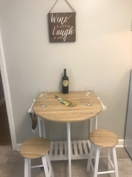 Building Photo - 57 Alice St