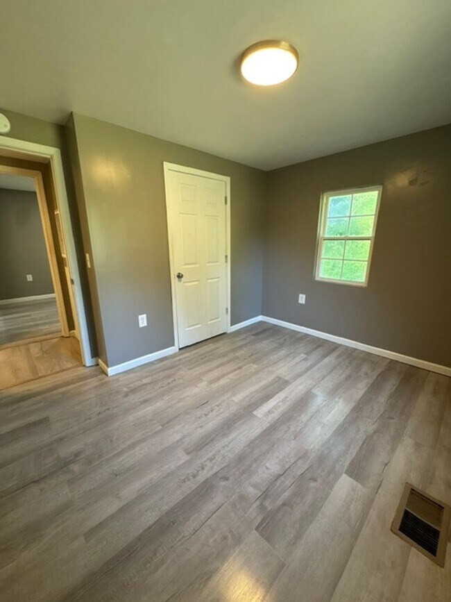 Building Photo - 63 Co Rd 4050