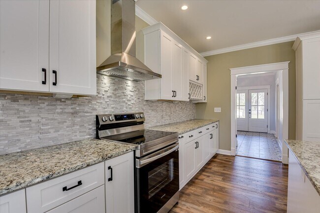 Building Photo - 400 Rish Store Rd