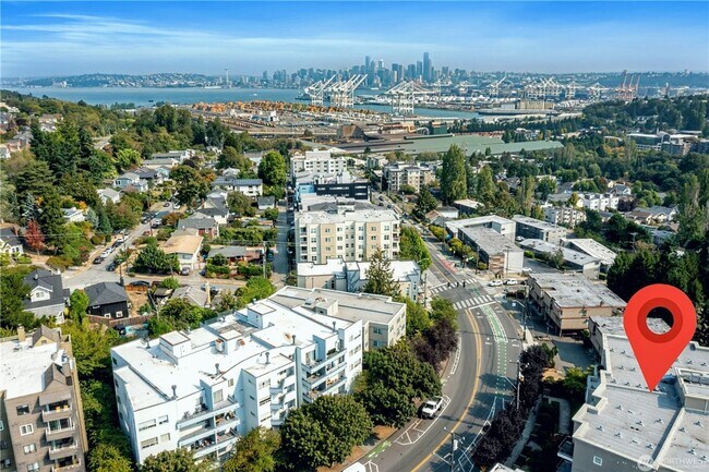Building Photo - 3221 SW Avalon Way