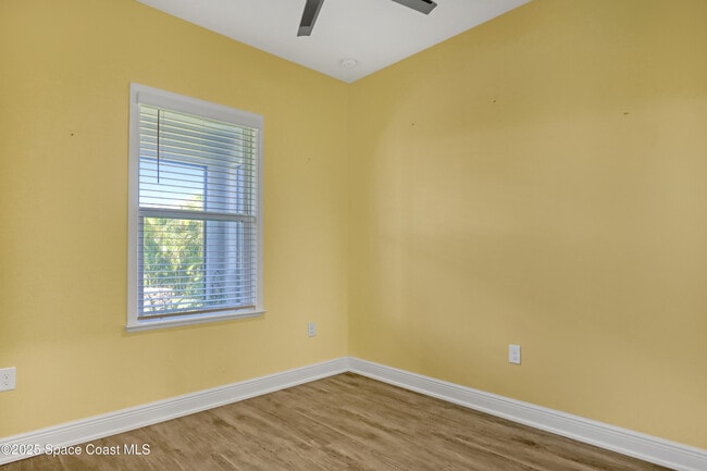 Building Photo - 4318 Lago Vis Dr