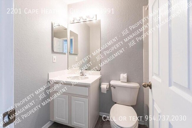 Building Photo - 2201 Cape Heather Cir