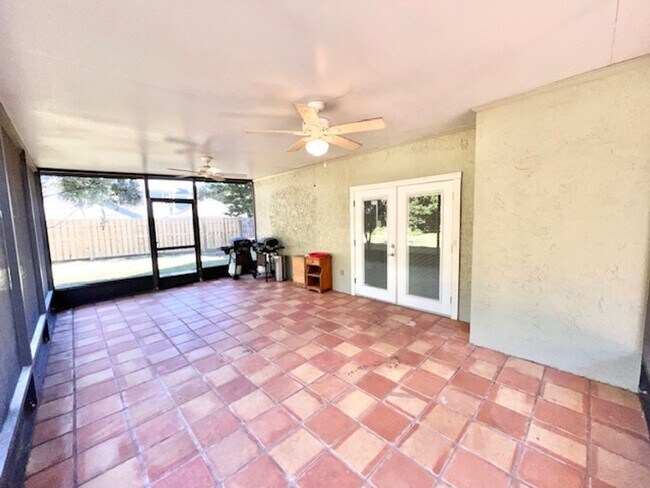 Building Photo - Oviedo - 3 Bedroom, 2.5 Bathroom – $2495.00