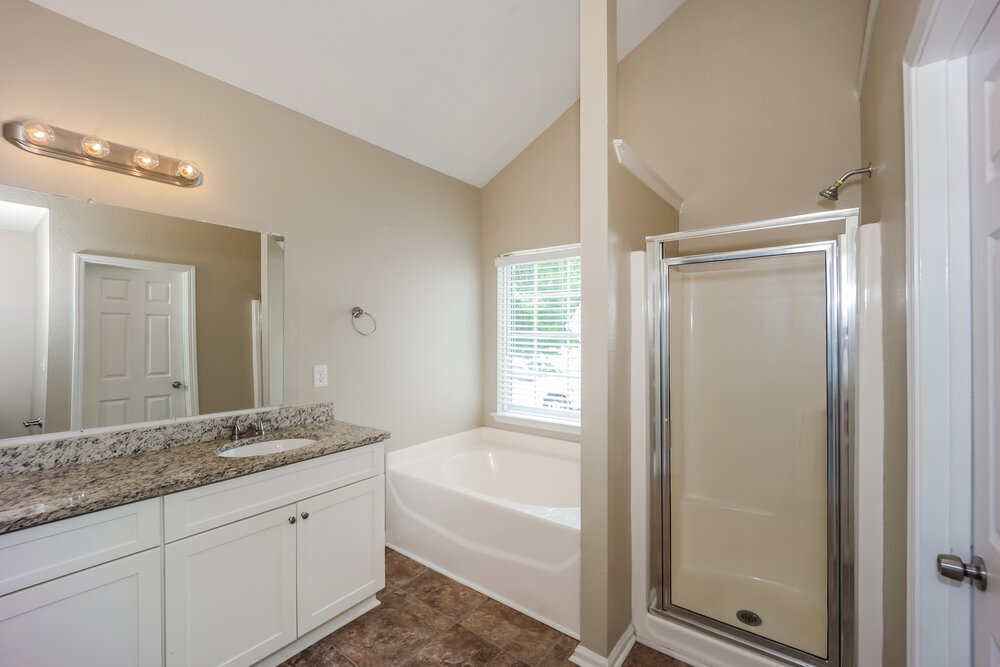 Building Photo - 4617 Raven Wood Loop