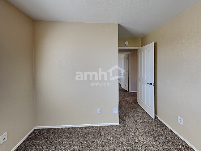 Building Photo - 18732 S Avenida Rio Veloz