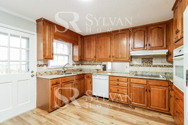 Building Photo - Beautiful 5BR home in North High Point!