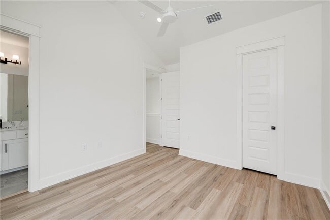 Building Photo - 1310 Ruth Ave