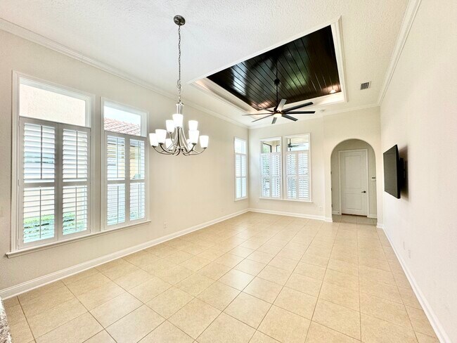 Building Photo - 45 Rinaldo Way