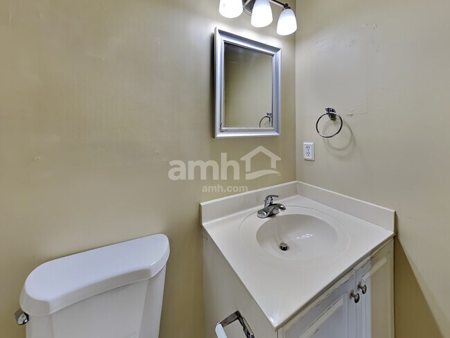 Building Photo - 9308 Leslieshire Dr