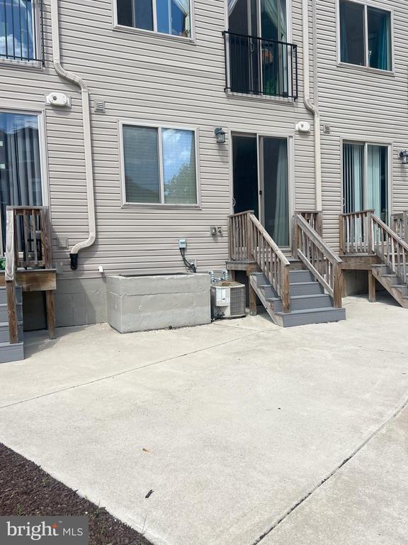 Building Photo - 3310 Mantua Ave