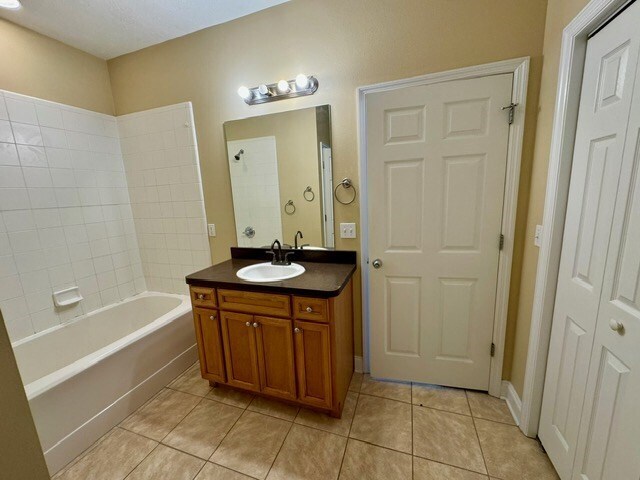 Building Photo - 1004 15th St