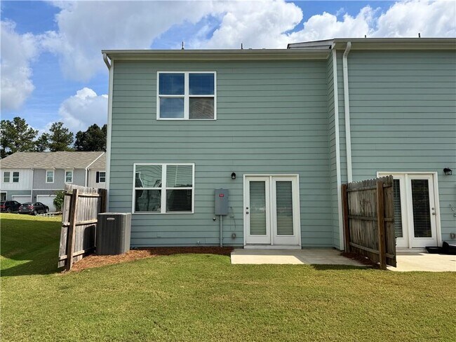 Building Photo - 1051 Paddington Dr