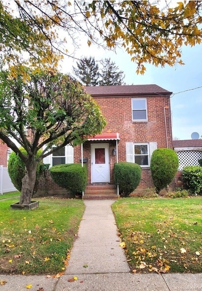 Building Photo - 306 Beebe Rd