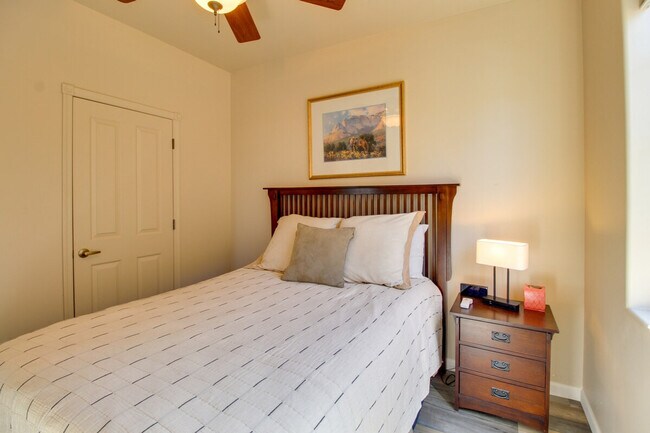 Building Photo - 2373 Quarter Horse Trl